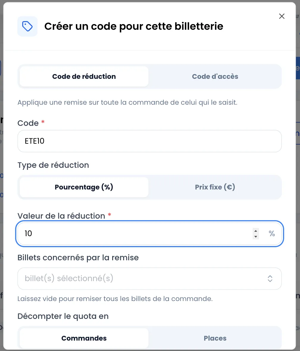 Fenêtre « Créer un code pour cette billetterie », onglet « Code de réduction » : code ETE10, type Pourcentage (%), valeur 10, « Billets concernés par la remise » vide, « Décompter le quota en » sur Commandes
